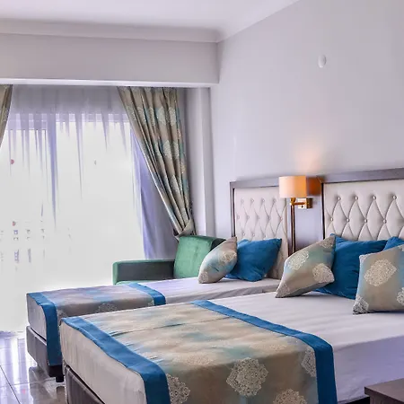 Cleopatra Golden Beach