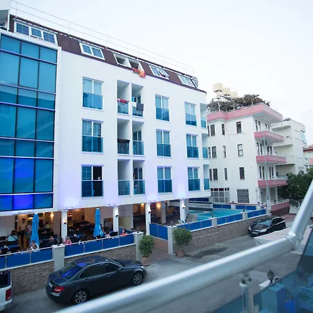 Cleopatra Golden Beach Hotel 4*