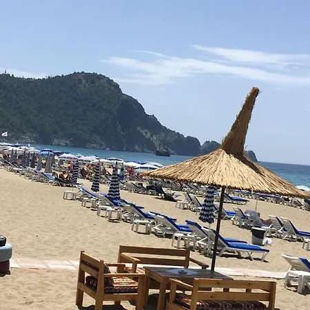 Cleopatra Golden Beach 4*