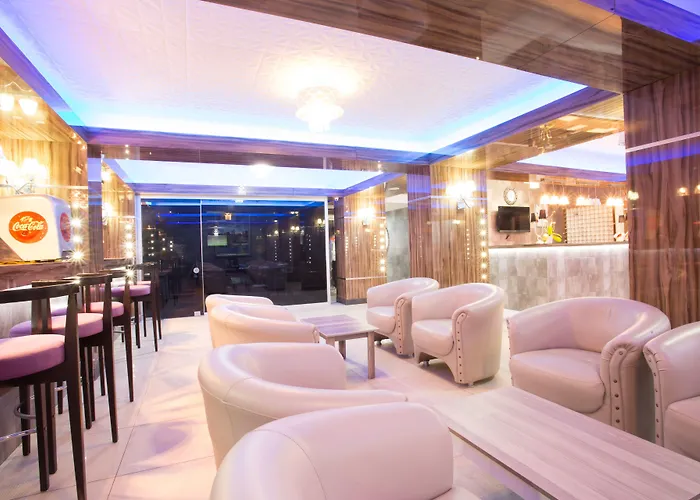 Hotel Cleopatra Golden