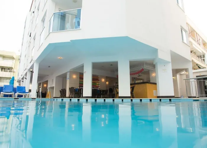 Cleopatra Golden Hotel 4*