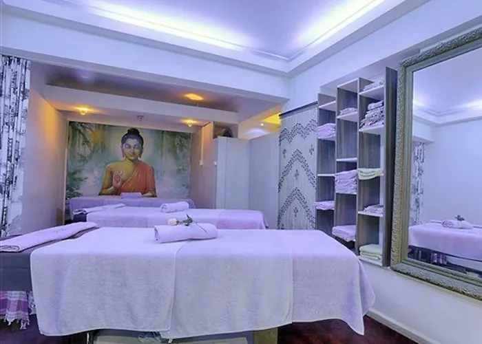 Hotel Cleopatra Golden